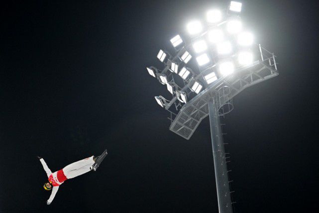 日韩在线播放视频